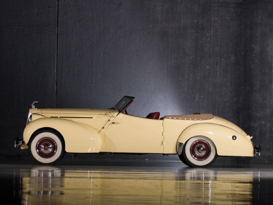  Packard 120 convertible Victoria by Darrin 1939 года  (фото 9 из 11)